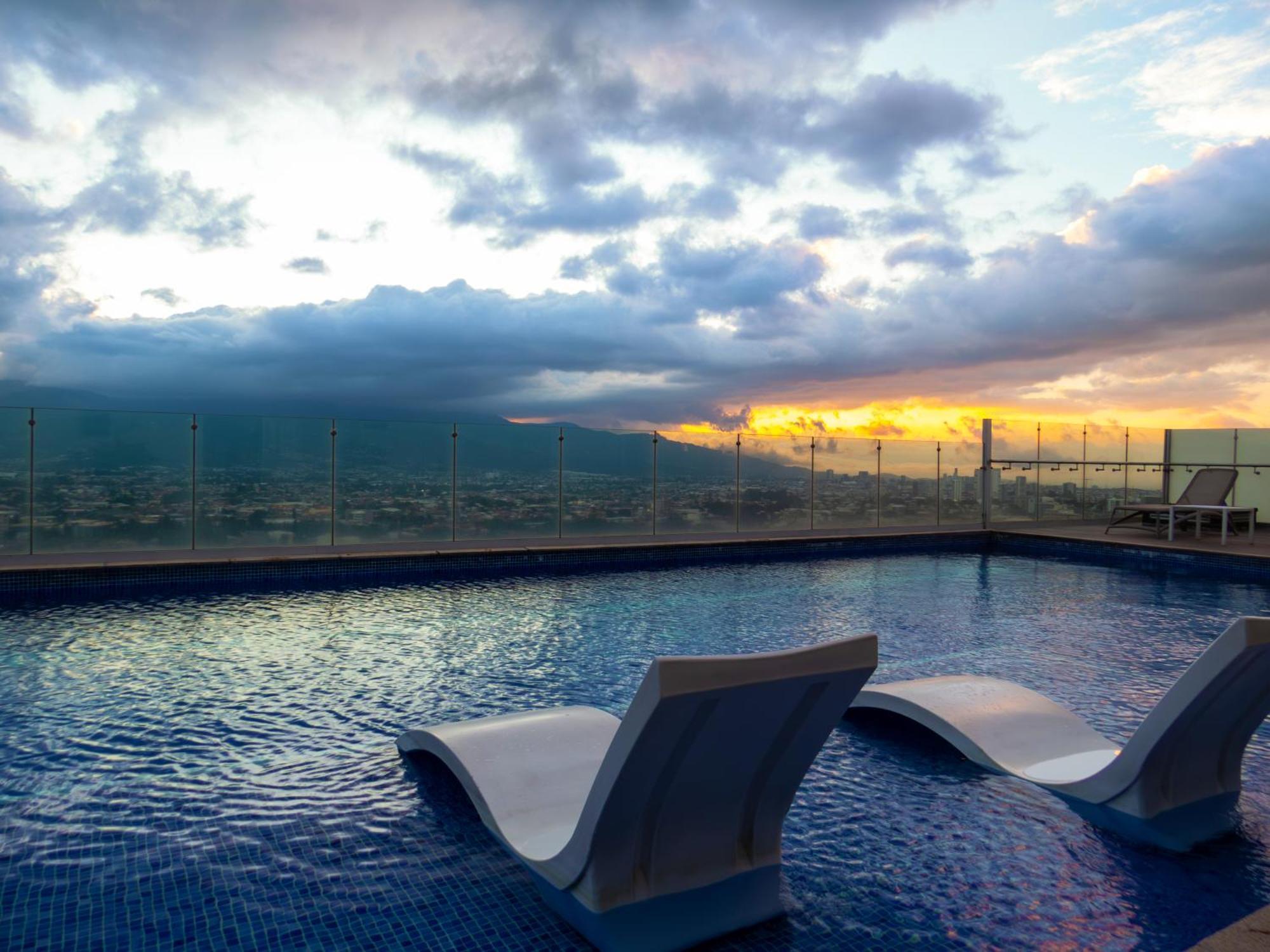Ifreses, Study Full Equipped Whith Pool, Air- Conditioning, Spectacular View Of The City, Parking With Additional Payment Curridabat Εξωτερικό φωτογραφία